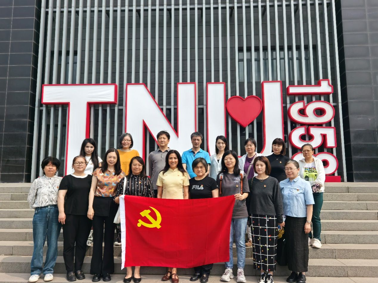 5月15开展“党建引领护文脉 书香聚